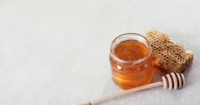 Benefícios do mel: veja se consumir mel faz bem a saúde Benefícios do mel: veja se consumir mel faz bem a saúde