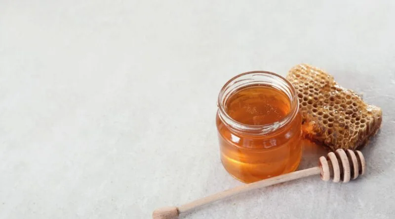 Benefícios do mel: veja se consumir mel faz bem a saúde