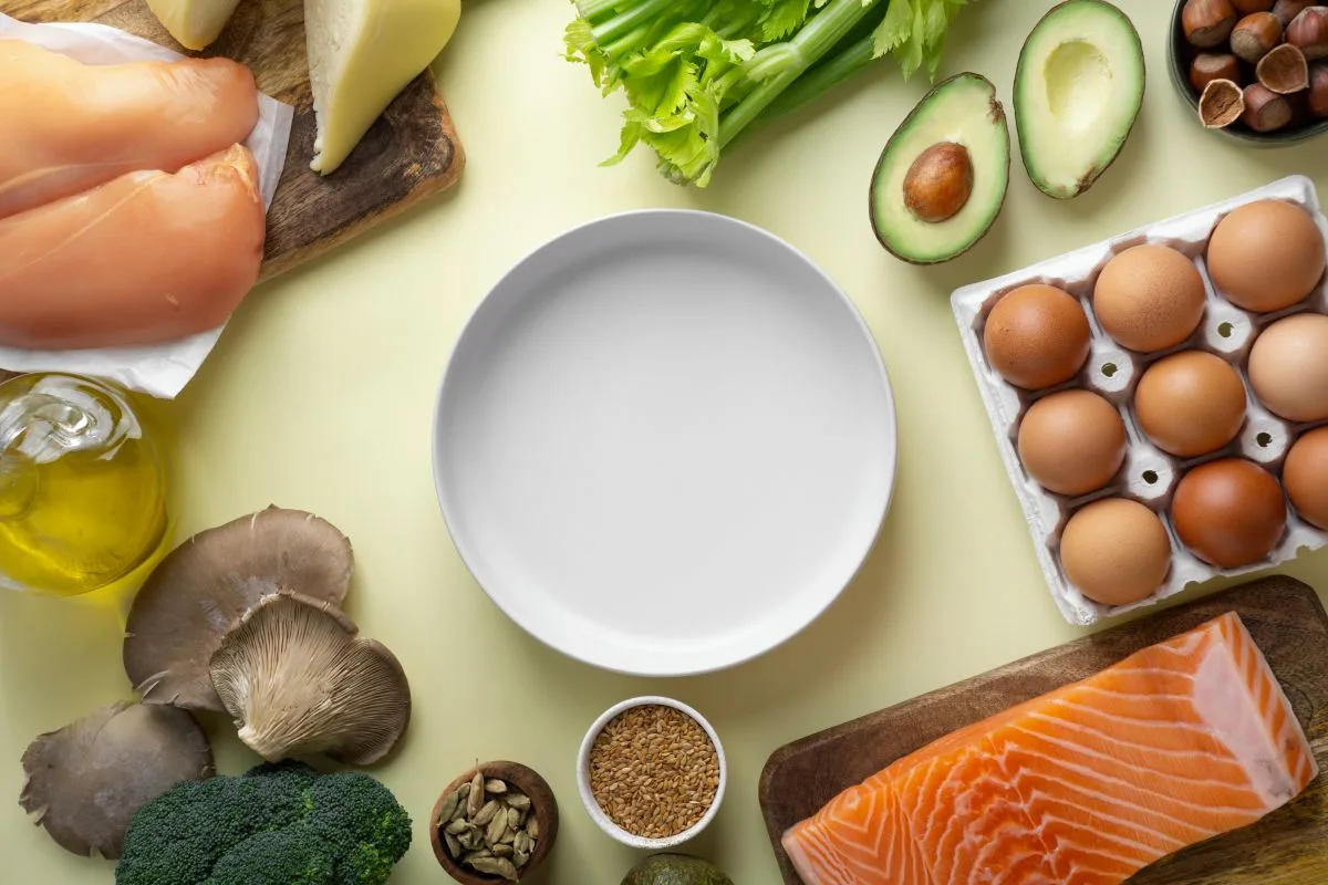 Imagem com alimentos para consumir na Dieta Cetogênica.